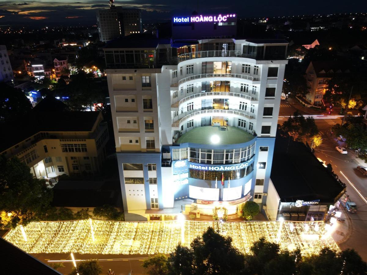 Hoang Loc Hotel Буонметхуот Экстерьер фото